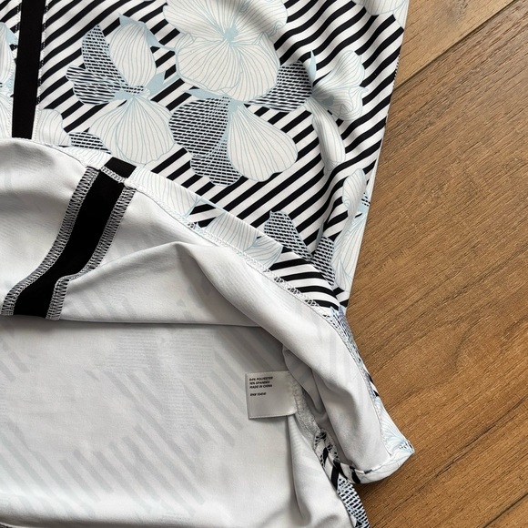 Lady Hagen Golf Skort and Tank Top Set.
Size 2 & Small - Picture 5 of 9